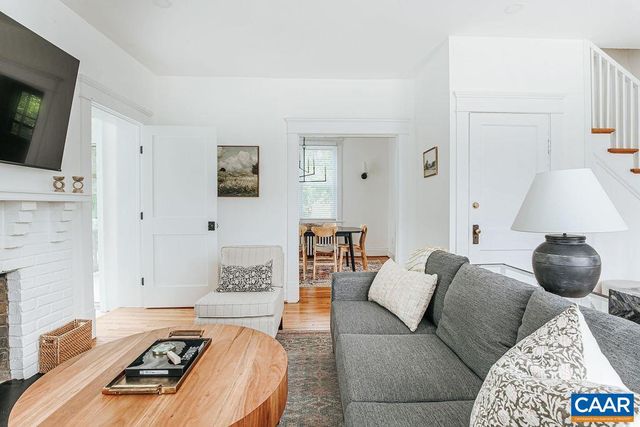 126 MAYWOOD LN, Charlottesville, VA 22903