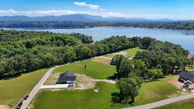 50 Sunset Blvd, White Pine, TN 37890