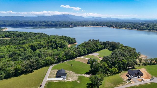 50 Sunset Blvd, White Pine, TN 37890