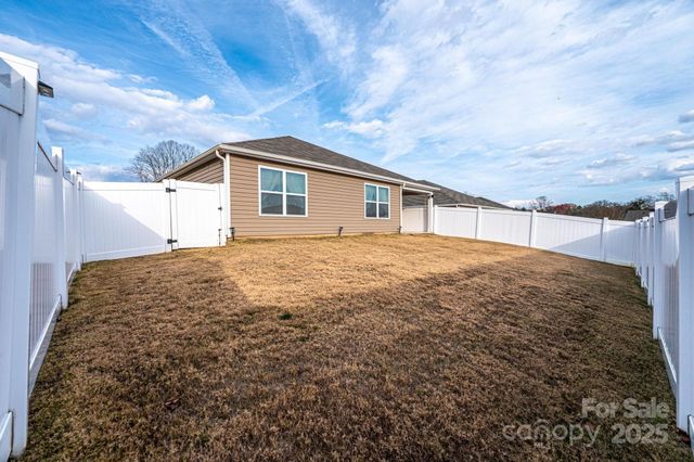 2542 Goose Fair Road, Maiden, NC 28650