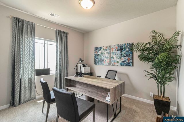 17068 Mary Street, Omaha, NE 68116