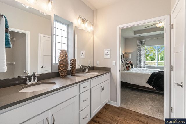 17068 Mary Street, Omaha, NE 68116