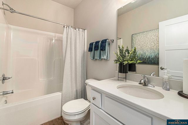 17068 Mary Street, Omaha, NE 68116