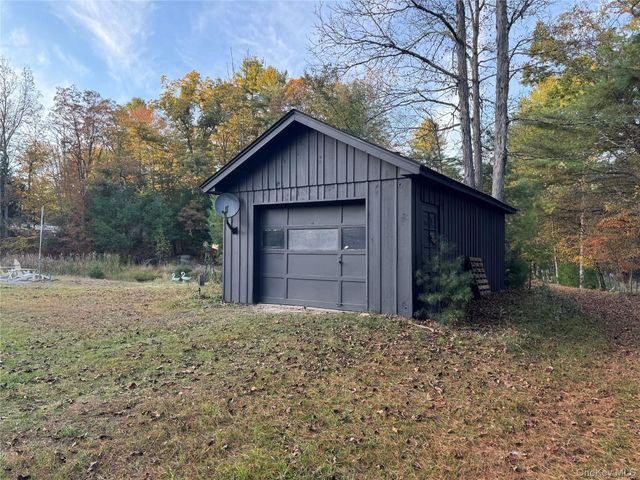 273 Blind Pond Road, Narrowsburg, NY 12764