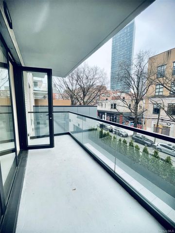 27-09 40TH Avenue 3D, Long Island City, NY 11101