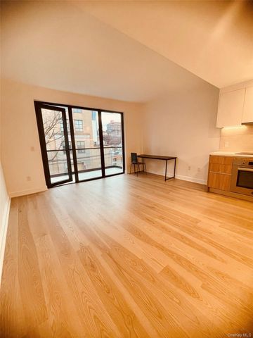 27-09 40TH Avenue 3D, Long Island City, NY 11101