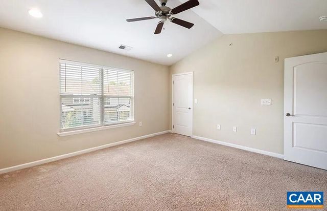 1615 Elmwood Ct Unit 202, Charlottesville, VA 22903