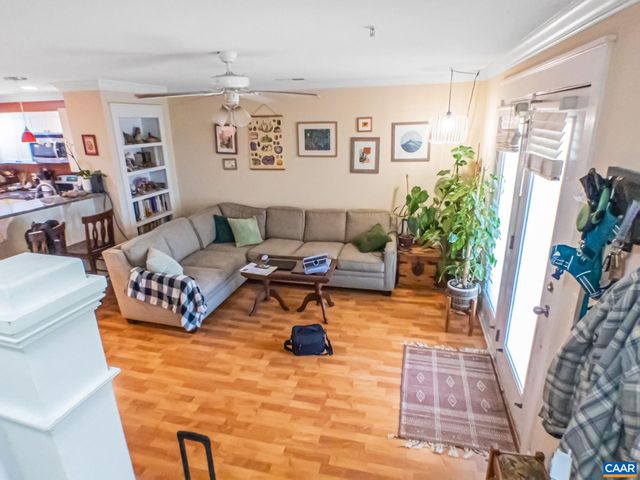 1615 Elmwood Ct Unit 202, Charlottesville, VA 22903