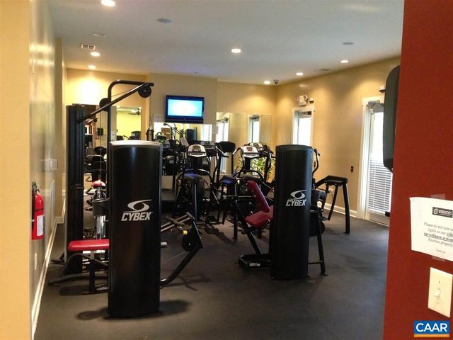 1615 Elmwood Ct Unit 202, Charlottesville, VA 22903