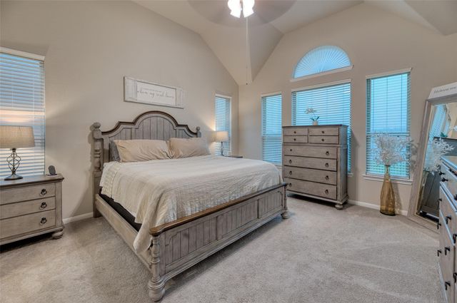 5902 Wayne Way, Rosenberg, TX 77471