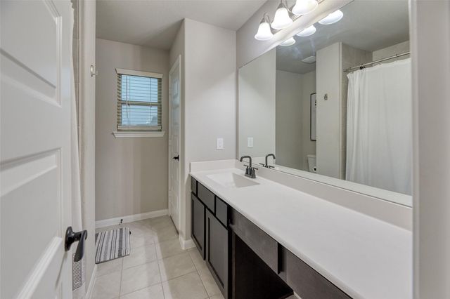 5902 Wayne Way, Rosenberg, TX 77471