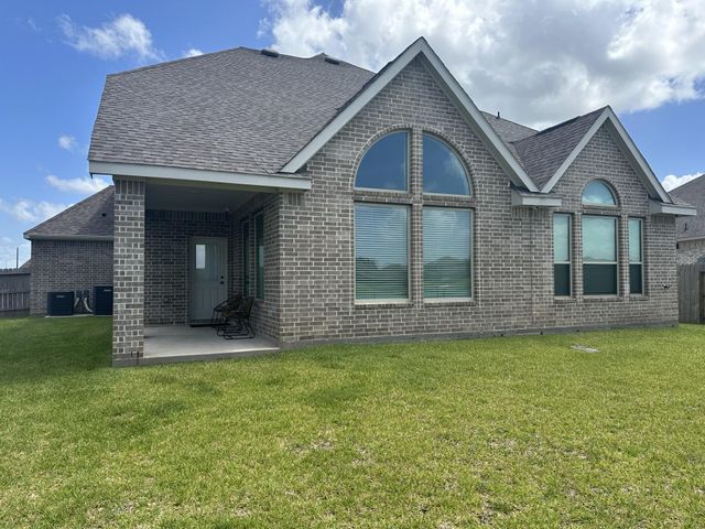 5902 Wayne Way, Rosenberg, TX 77471