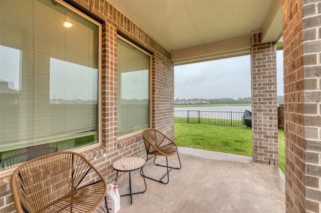 5902 Wayne Way, Rosenberg, TX 77471