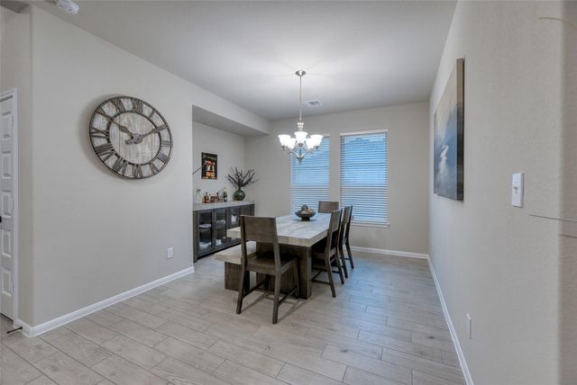 5902 Wayne Way, Rosenberg, TX 77471