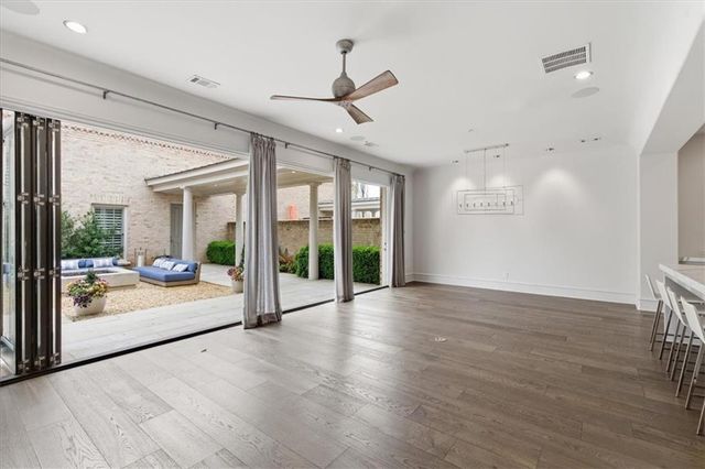102 Grand Crescent, Alpharetta, GA 30009