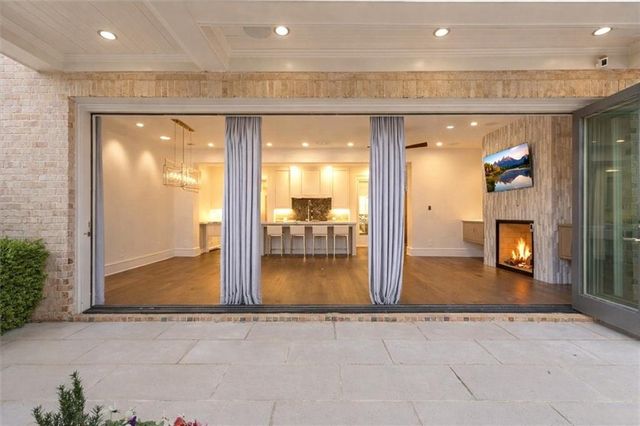 102 Grand Crescent, Alpharetta, GA 30009