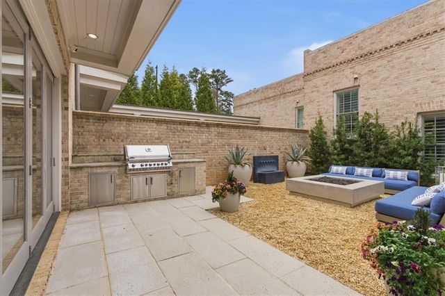 102 Grand Crescent, Alpharetta, GA 30009