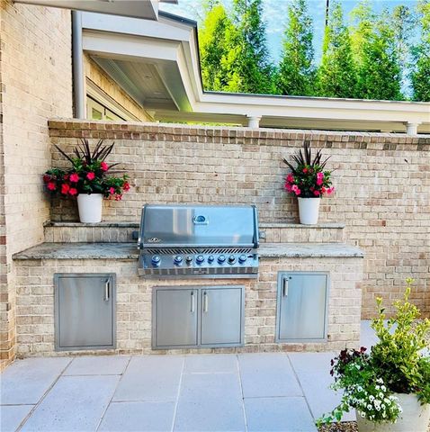 102 Grand Crescent, Alpharetta, GA 30009