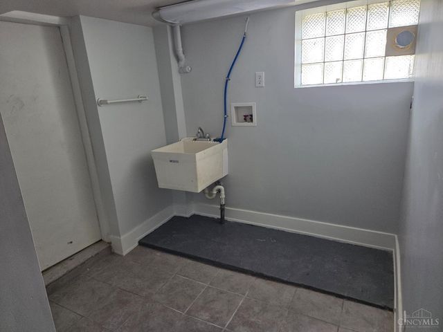 4202 Harding Avenue, Cheviot, OH 45211