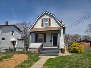 4202 Harding Avenue, Cheviot, OH 45211