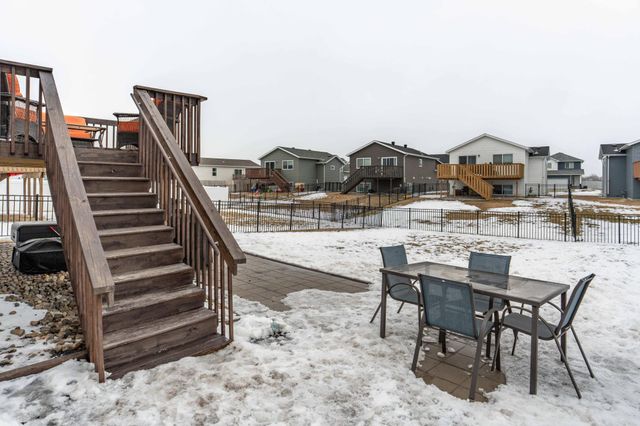 2045 11th Street W, West Fargo, ND 58078