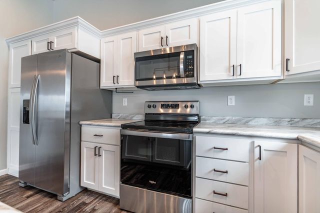 2045 11th Street W, West Fargo, ND 58078