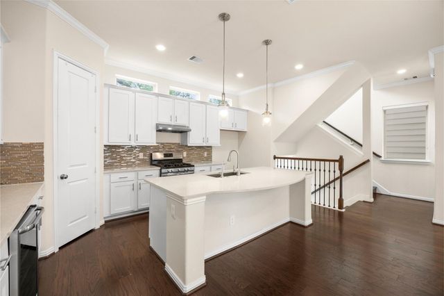 8911 Wind Springs Drive, Houston, TX 77080