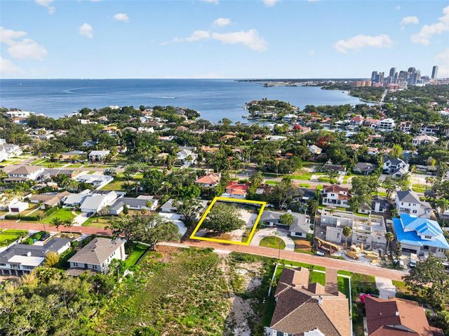289 RAFAEL BOULEVARD NE, St Petersburg, FL 33704