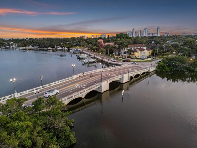 289 RAFAEL BOULEVARD NE, St Petersburg, FL 33704