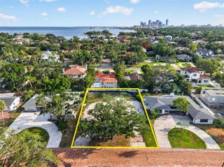289 RAFAEL BOULEVARD NE, St Petersburg, FL 33704