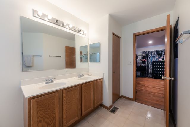2862 Brian Lane, Montgomery, IL 60538