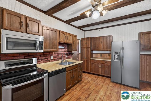 108 North 2nd Street, Alburtis Boro, PA 18011