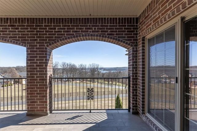 14600 S Mountain, Lowell, AR 72745