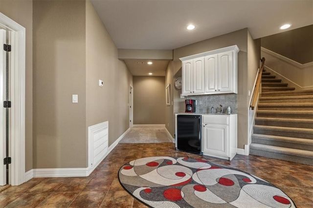 14600 S Mountain, Lowell, AR 72745