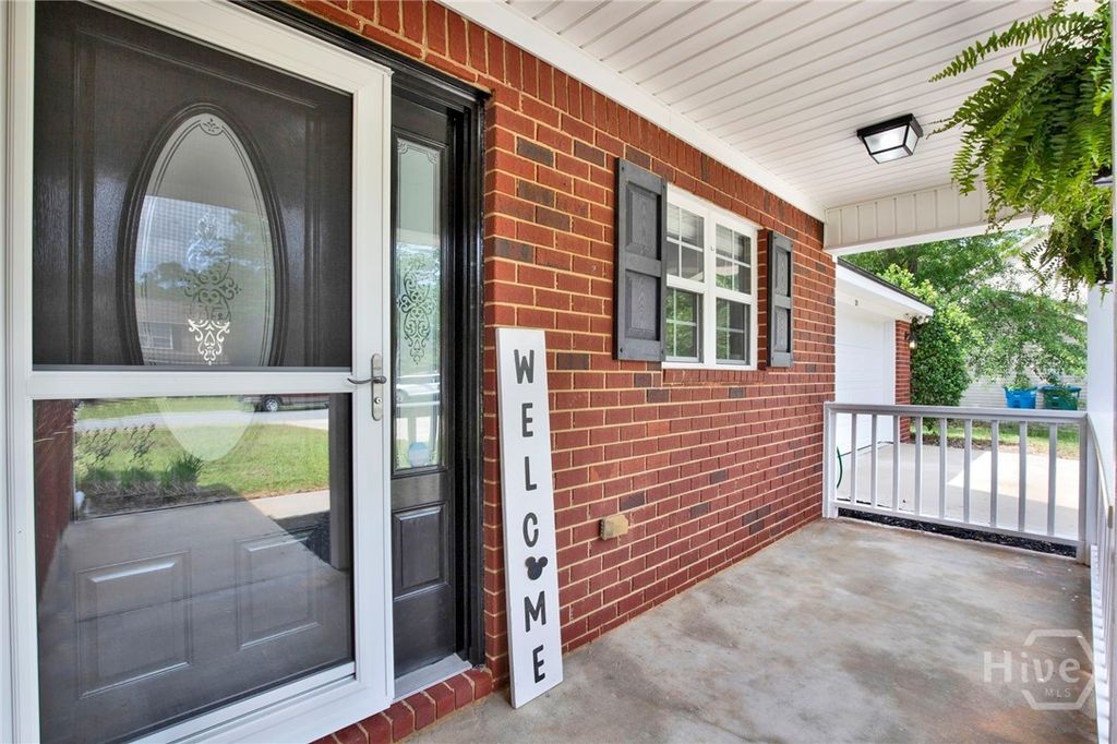 Image 4 of property listing at 211 Mikal Street, Rincon, GA 31326