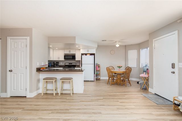 8804 River Pines Court 202, Las Vegas, NV 89117