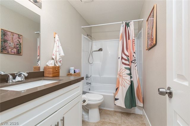 8804 River Pines Court 202, Las Vegas, NV 89117