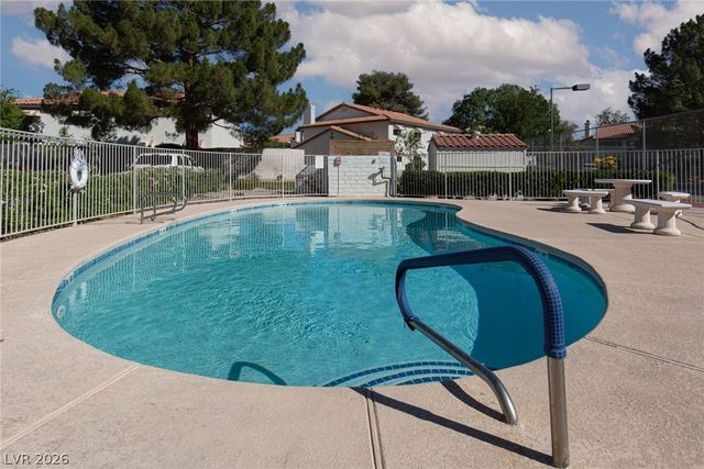 8804 River Pines Court 202, Las Vegas, NV 89117