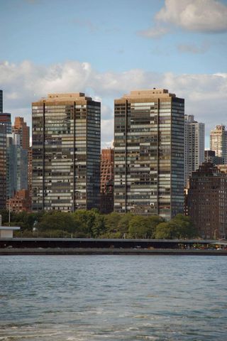 870 United Nations Plz Apt 22F, New York City, NY 10017