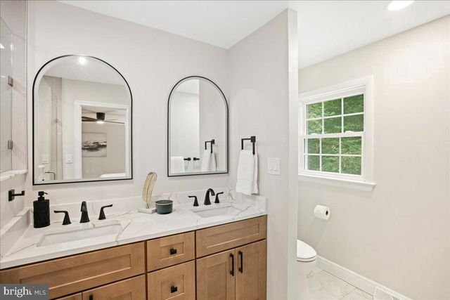 11603 VIRGATE LN, Reston, VA 20191