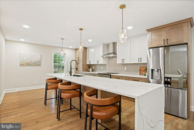 11603 VIRGATE LN, Reston, VA 20191