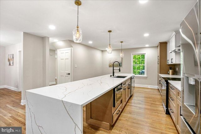 11603 VIRGATE LN, Reston, VA 20191