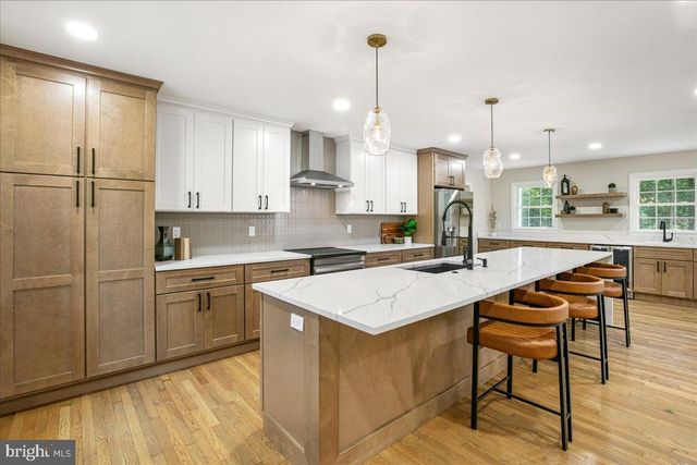 11603 VIRGATE LN, Reston, VA 20191