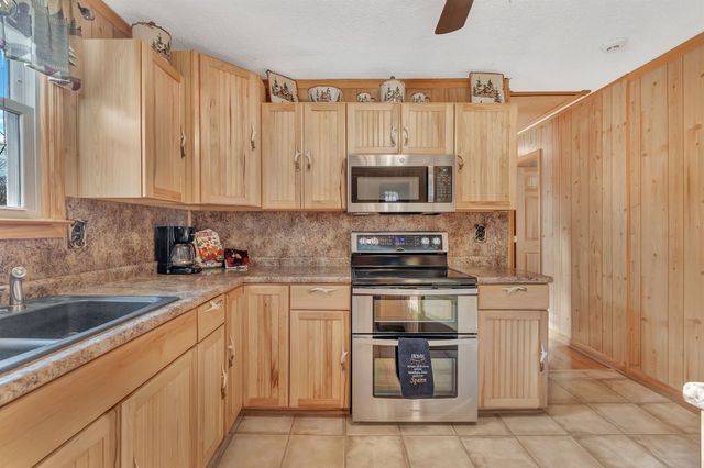 6810 Longview Dr, Murfreesboro, TN 37129