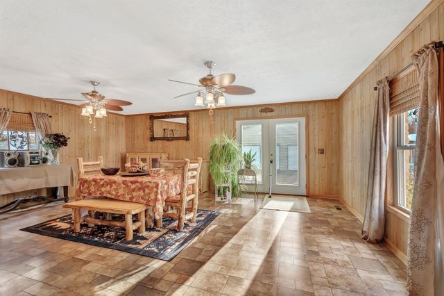 6810 Longview Dr, Murfreesboro, TN 37129