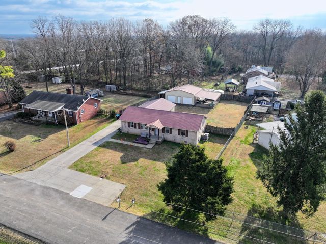 6810 Longview Dr, Murfreesboro, TN 37129