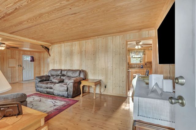 6810 Longview Dr, Murfreesboro, TN 37129