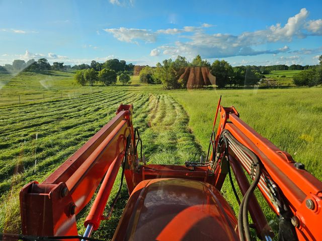 620 Roberts Cemetery Rd, Walling, TN 38587