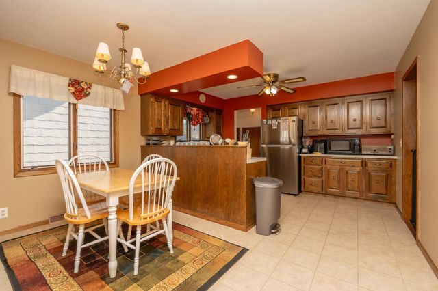 110 1st Street SW, New Prague, MN 56071