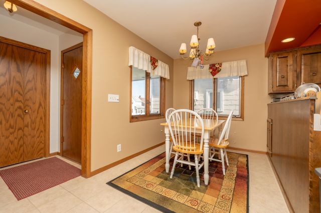 110 1st Street SW, New Prague, MN 56071